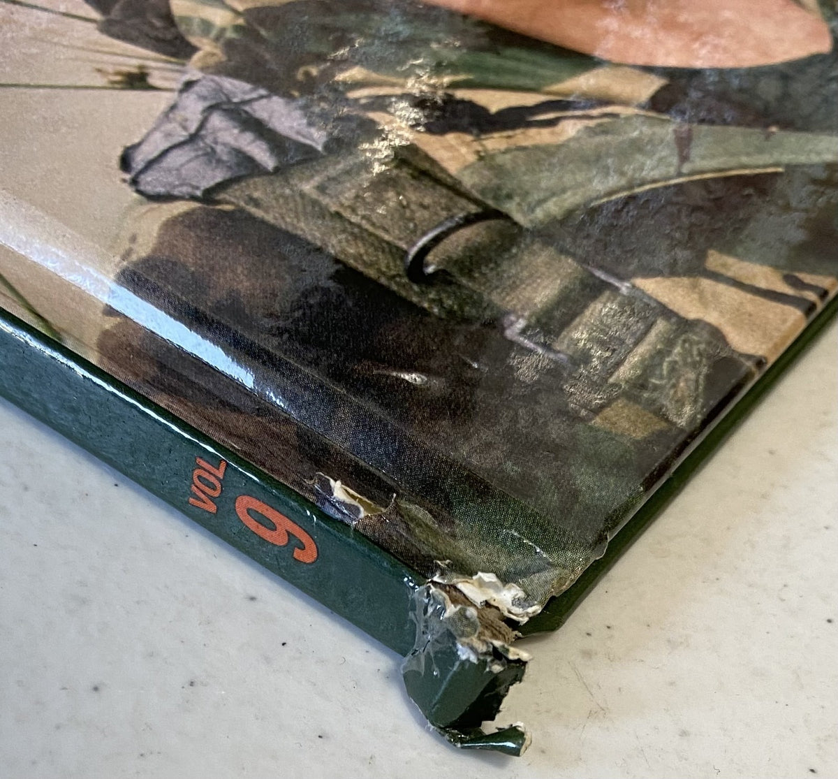 LOT Of 18 COMBAT & SURVIVAL BOOKS 1991 Military Encyclopedia VTG 90s Hardcovers
